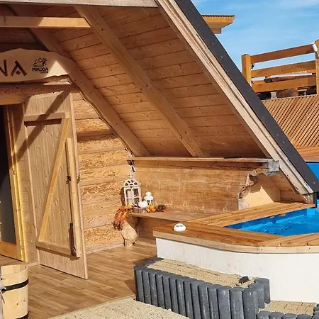 Bed & Breakfast Karczma Mikuda - Sauna Basen Jacuzzi Z Widokiem Na Gory - Kuligi - Parking 3*