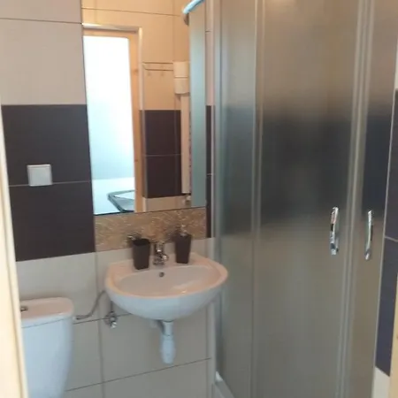 Karczma Mikuda - Sauna Basen Jacuzzi Z Widokiem Na Gory - Kuligi - Parking Bed & Breakfast 3*