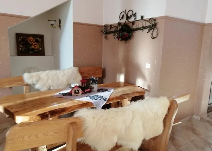 Karczma Mikuda - Sauna Basen Jacuzzi Z Widokiem Na Gory - Kuligi - Parking לינה וארוחת בוקר 3*